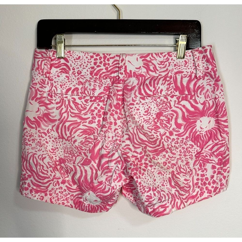 Lilly Pulitzer Callahan Shorts Get Spotted Pink Lion Size 2 - Picture 6 of 6